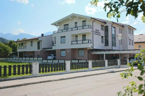 Отель Ferienwohnungen Karoline by Schladming-Appartements, Шладминг